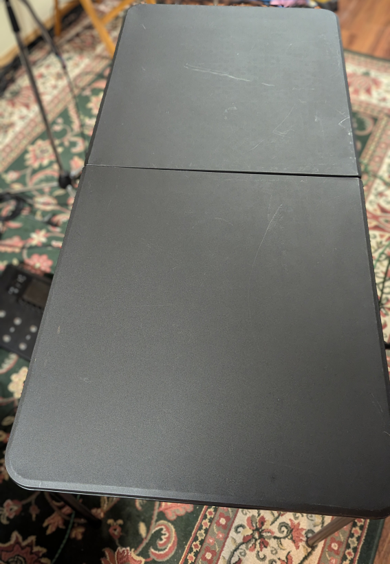 Folding table with carrying handle - photo 5