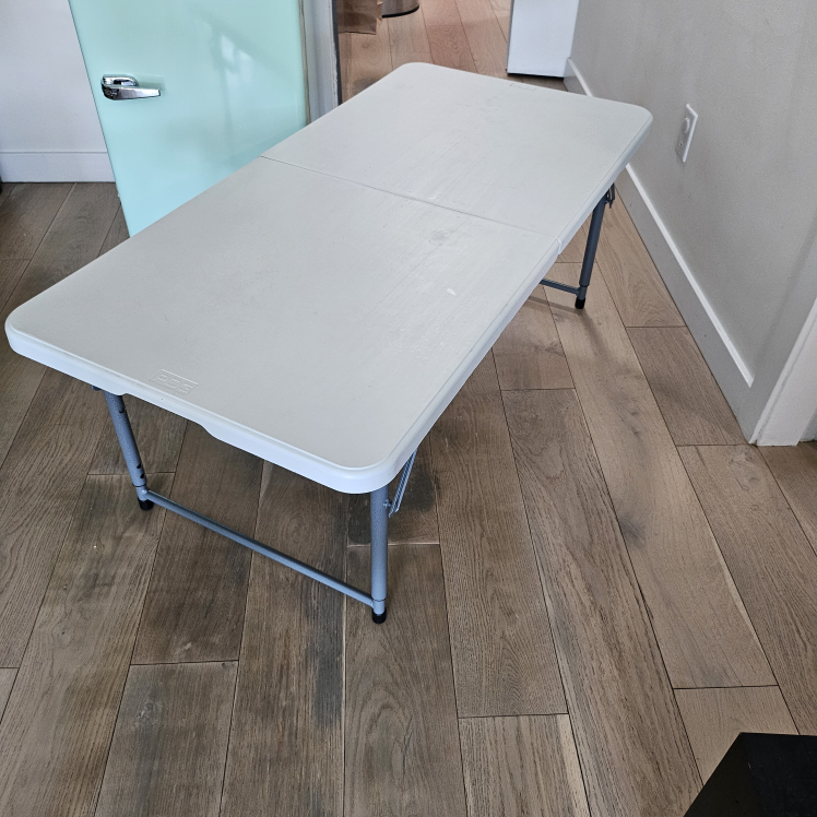Folding Table 4ft - photo 2