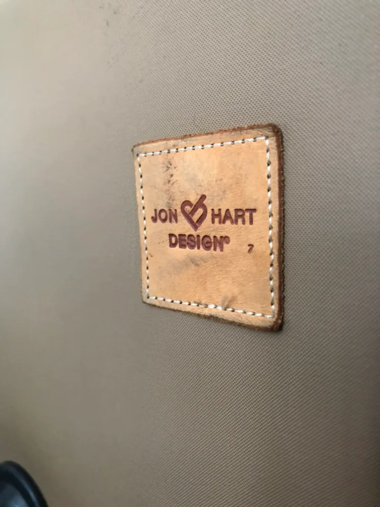 Jon Hart Design Luggage image indicator(3)