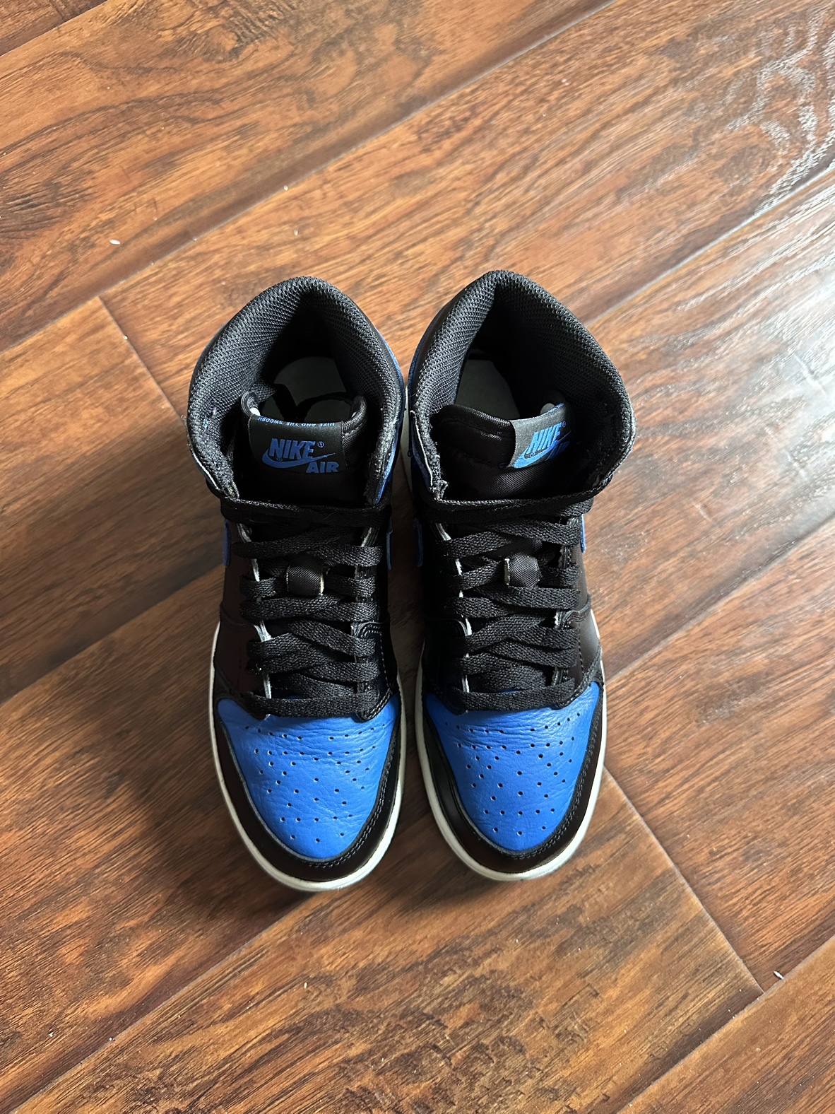 Jordan 1 Royal (2017) - Size 7.5 women’s/6 men’s - photo 3