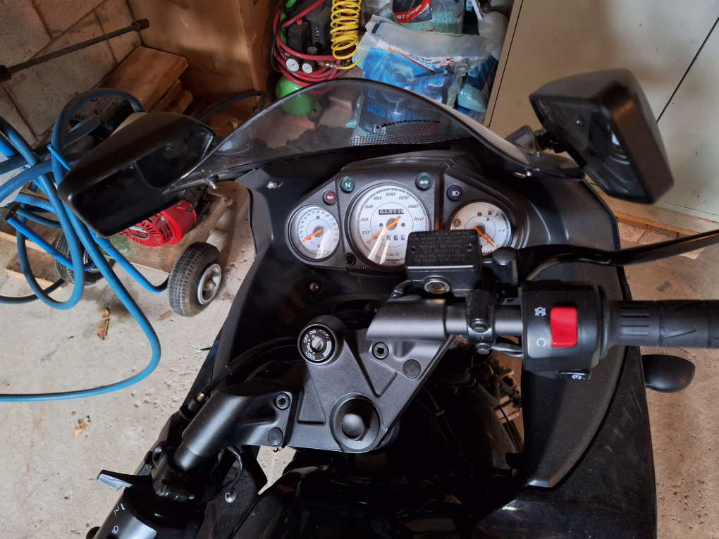 2011 Kawasaki Ninja 250R - photo 3