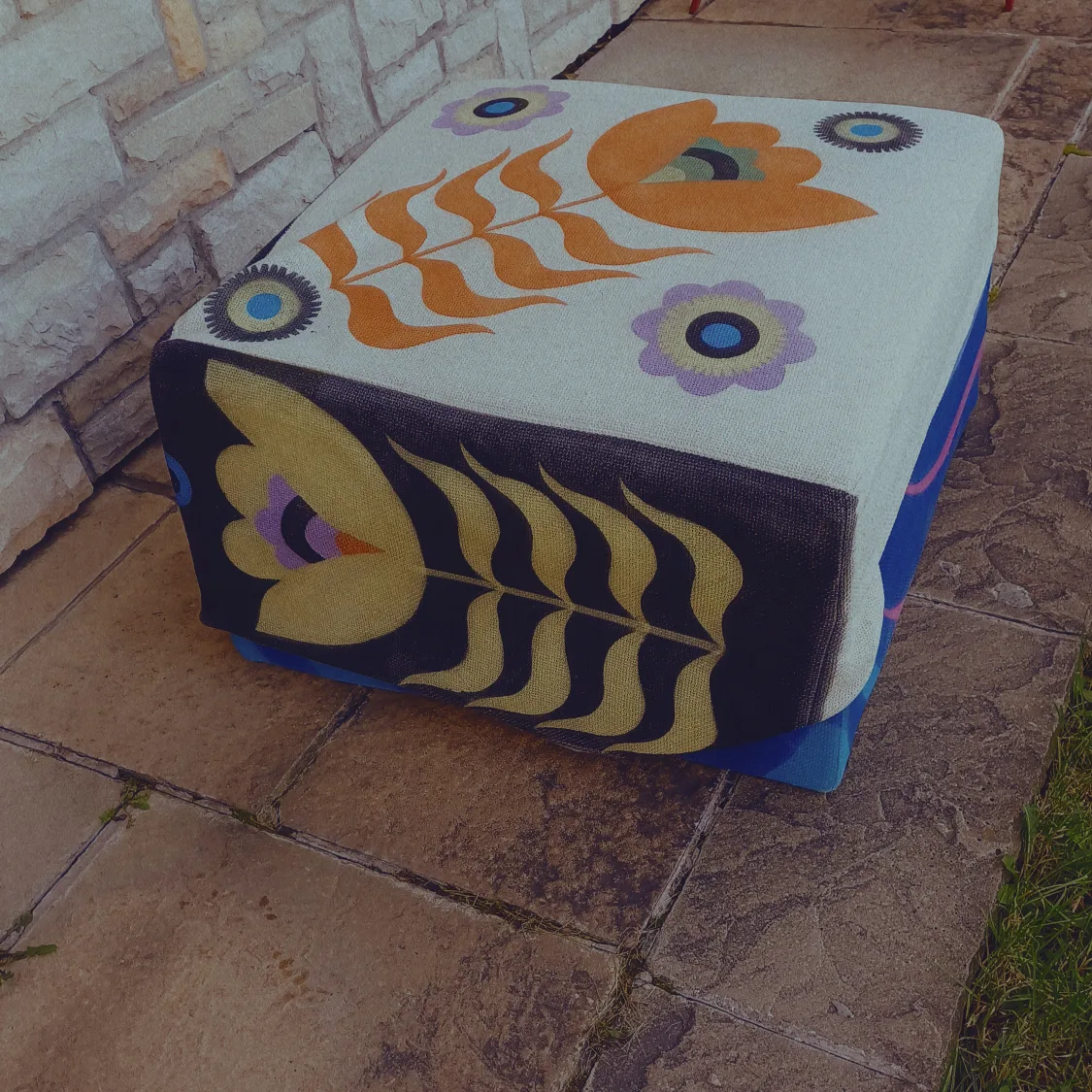 Blue and pink patterned storage ottoman corner seat image indicator(6)