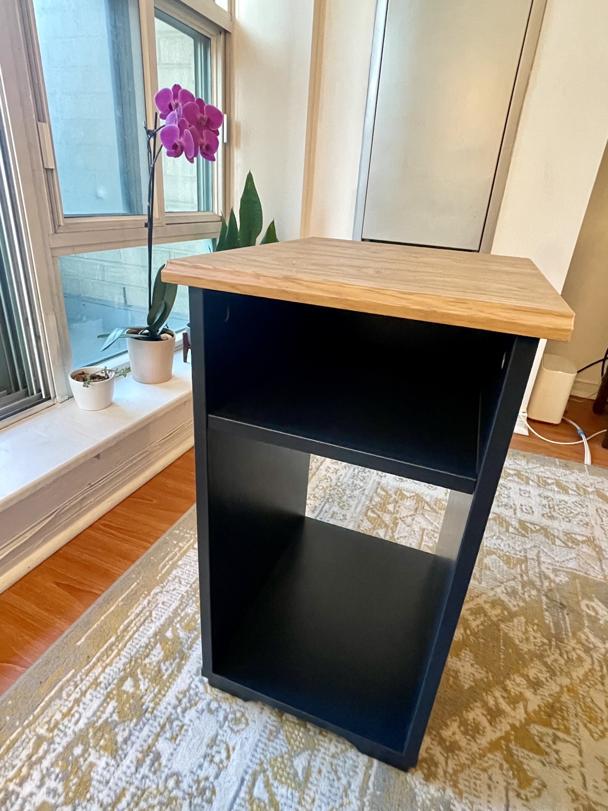 IKEA SKRUVBY- side table