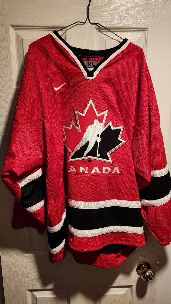 Team Canada Hockey Jersey