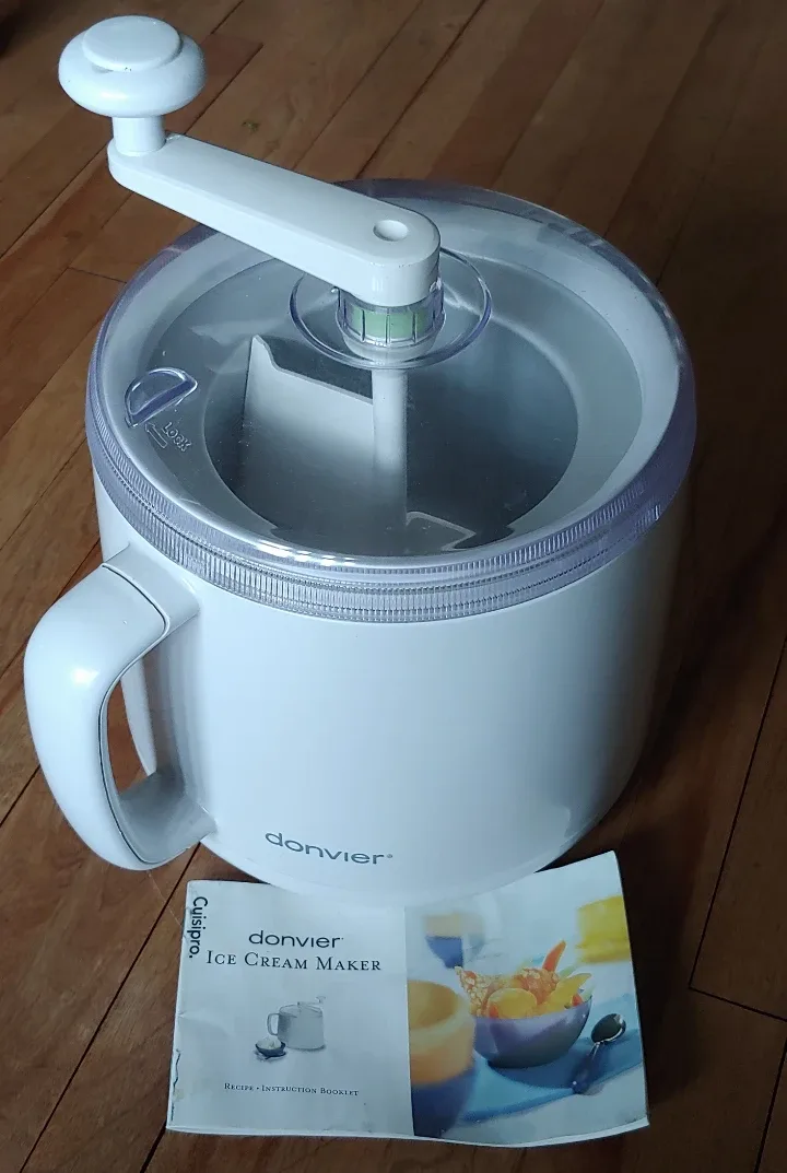 ice cream maker hand-churned (pickup Warden/Kingston) image indicator(2)