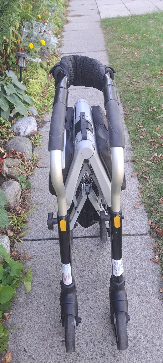 Drive Medical Evolution Rollator Walker image indicator(4)