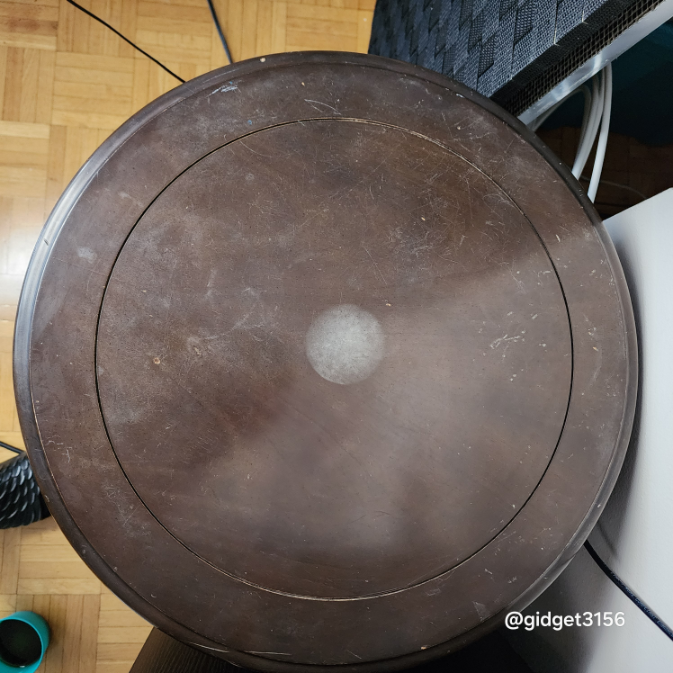 EUC ANTIQUE SOLID WOOD ROUND SIDE TABLE  WITH STORAGE - photo 3
