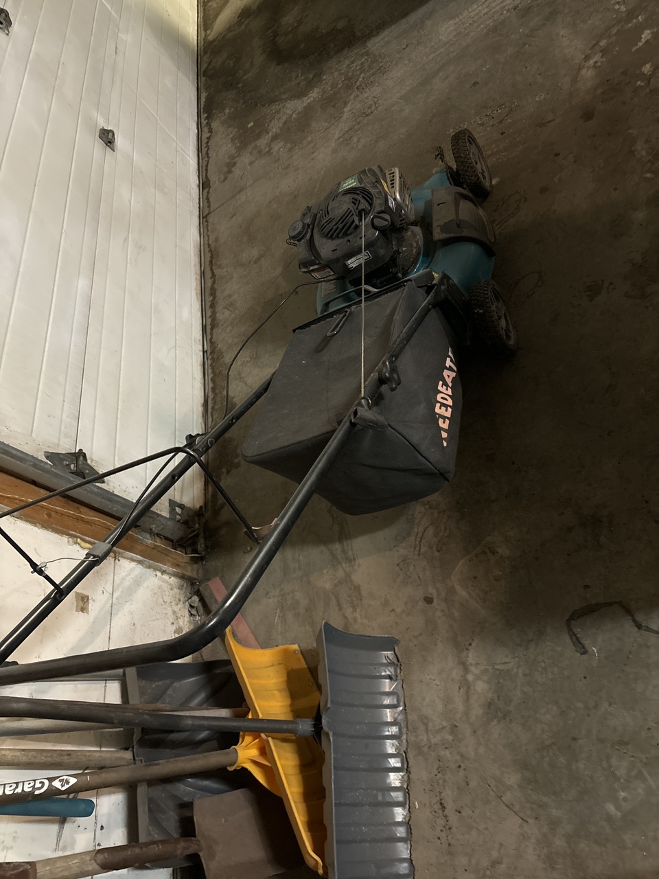 Weed Eater Lawnmower - photo 2