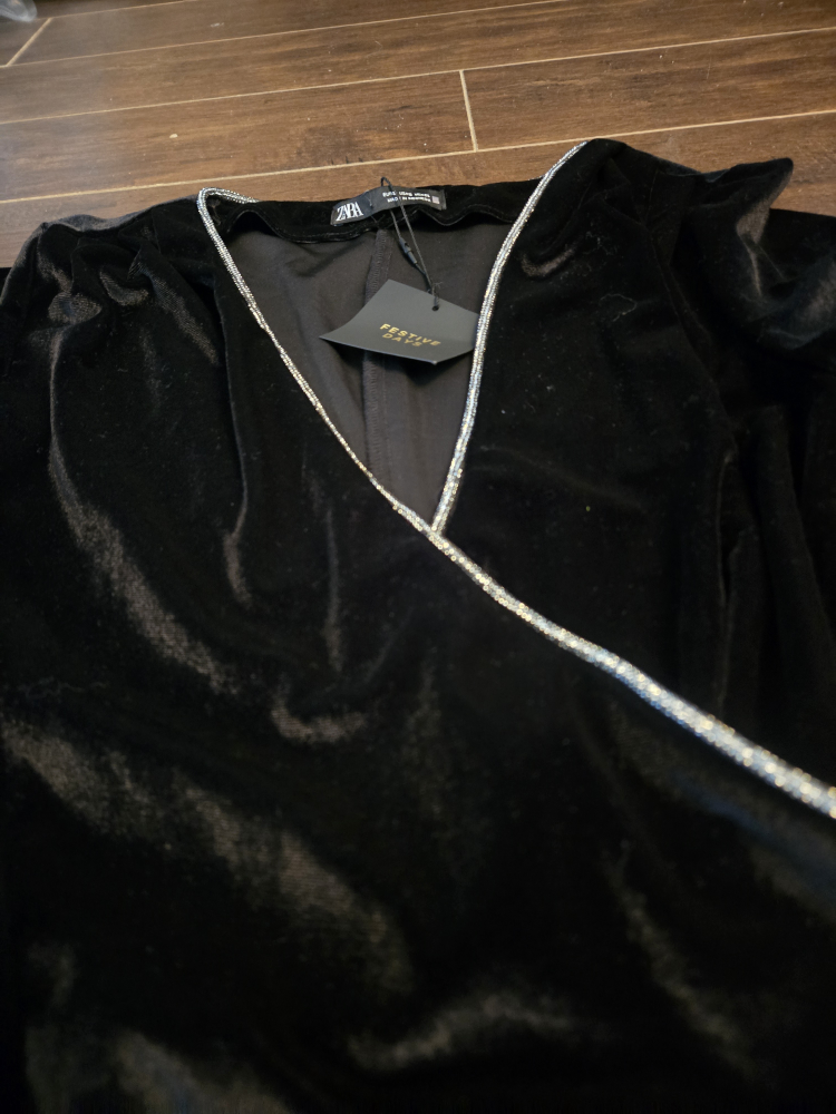 Zara Black Velvet Bodysuit - photo 5