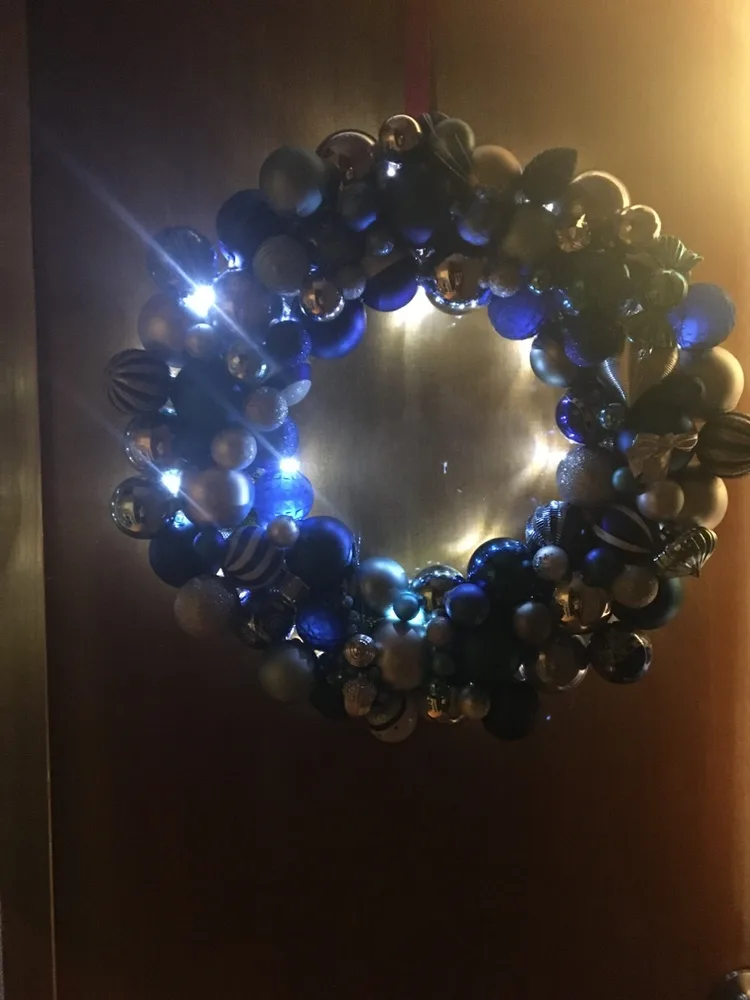 Ornament Wreath image indicator(2)