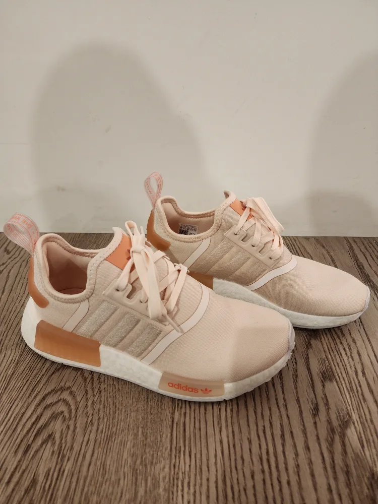 Adidas Running Shoes thumbnail