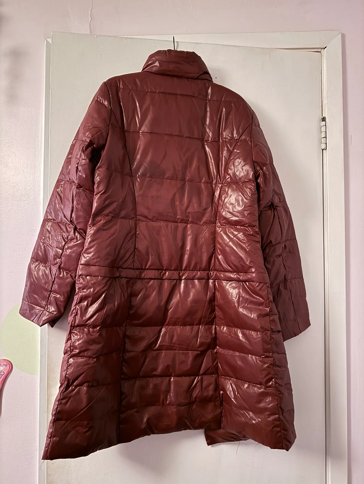 Danier Burgundy Puffer Jacket image indicator(4)