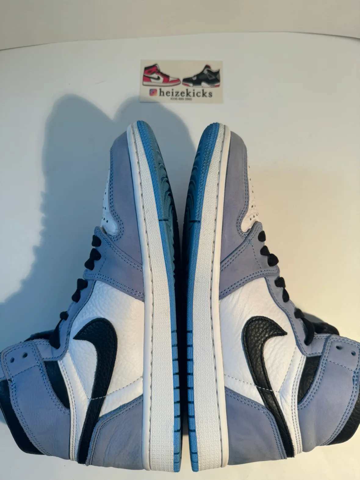 Jordan 1 High University Blue size 9 image indicator(6)