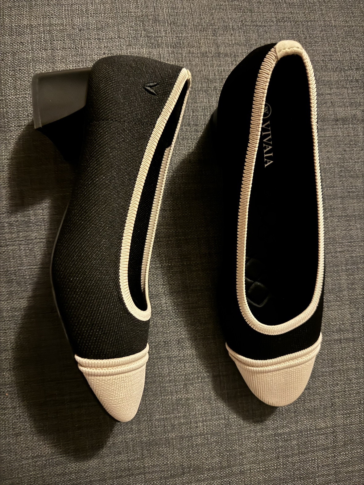 Vivaia Women's Black and White Knit Block Heel Pumps - photo 3