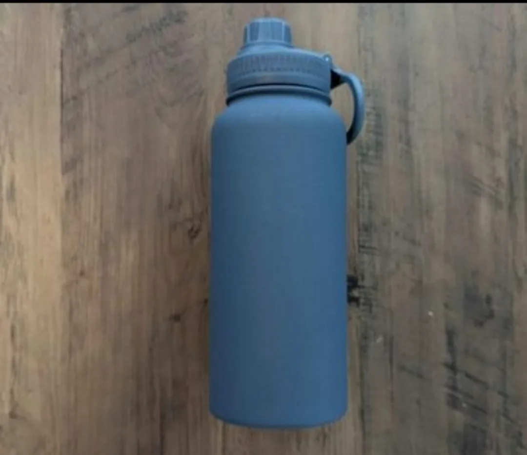 Insulated Stainless Steel Water Bottle thumbnail