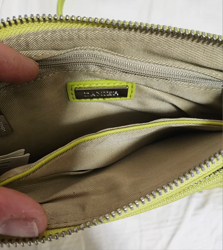 Danier Genuine Leather Crossbody Bag image indicator(4)