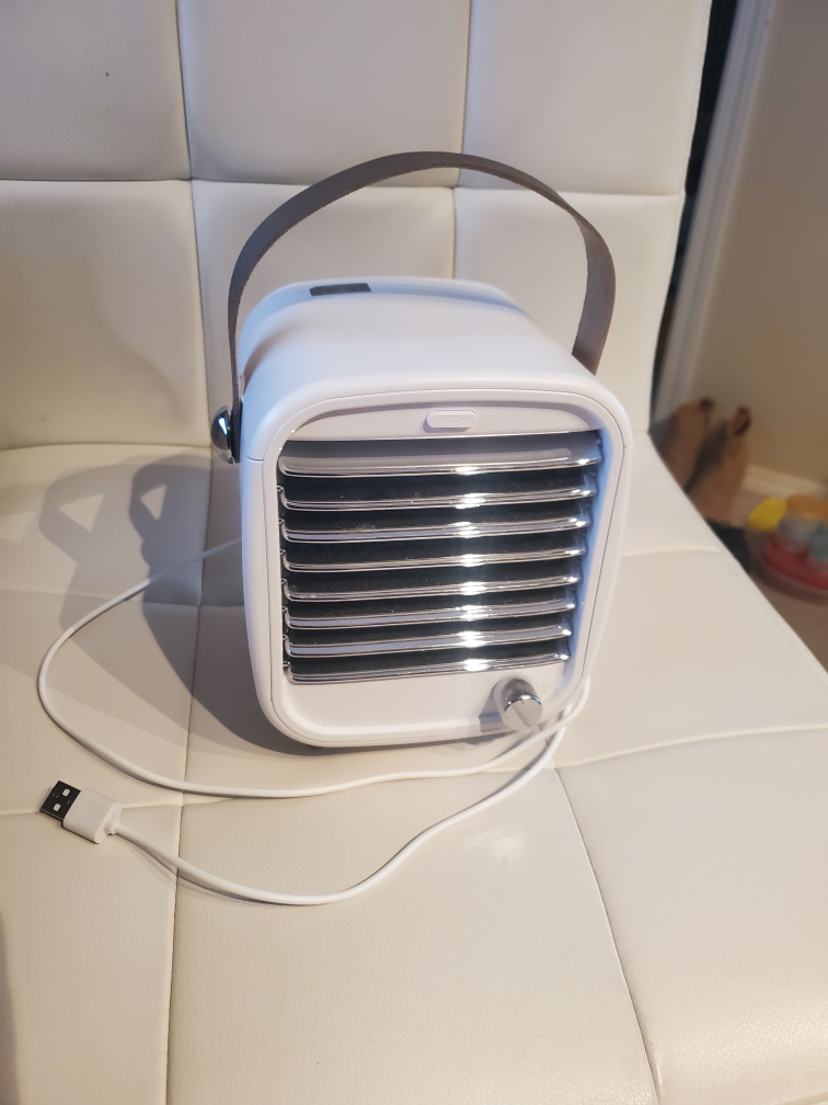 Mini Portable Air Conditioner, desktop, with USB cable