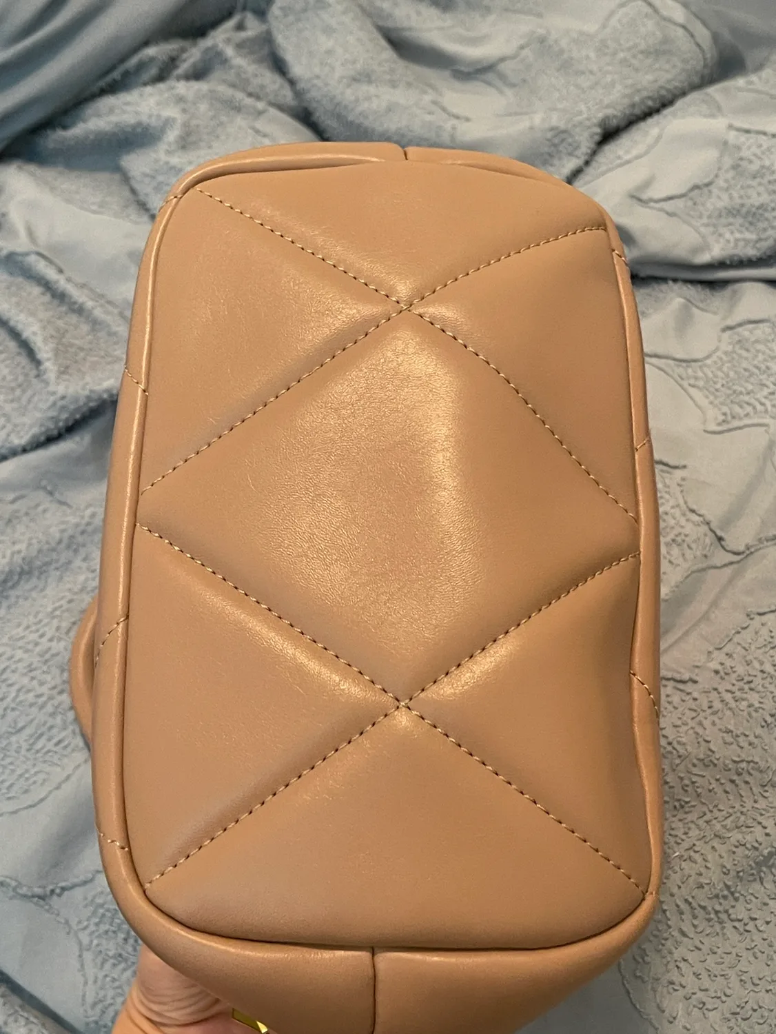 Valentino Feature Pink Quilted Handbag image indicator(5)