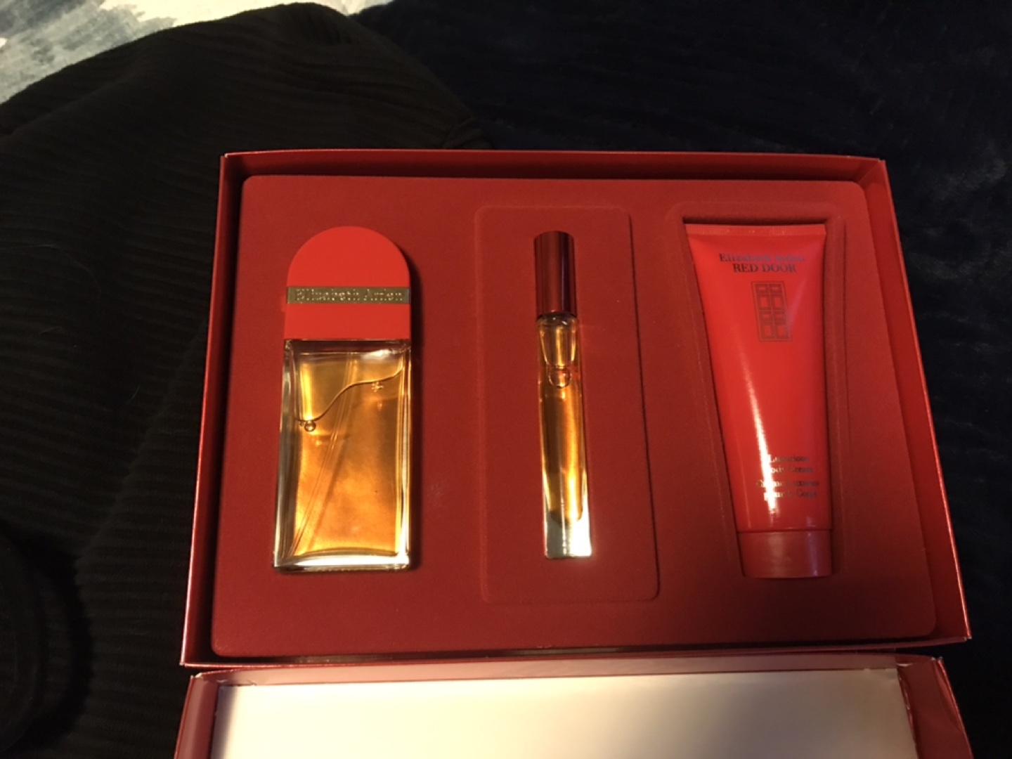 Elizabeth Arden Red Door Perfume Gift Set