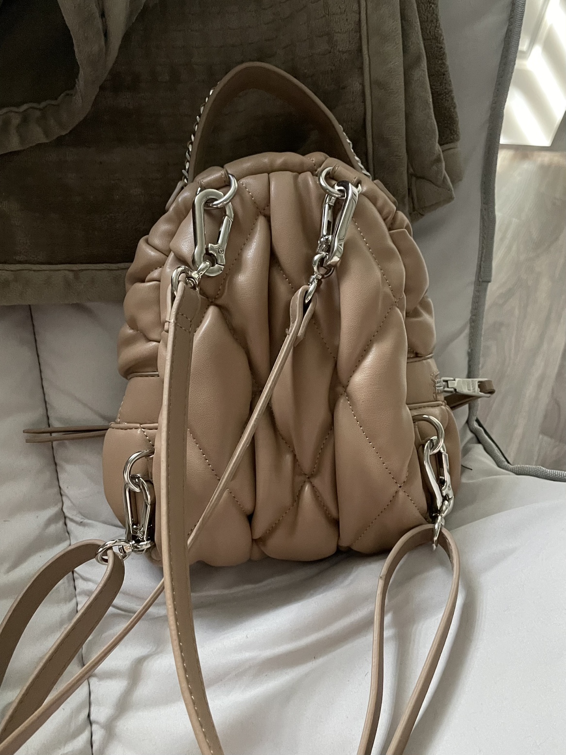 Steve Madden Quilted Backpack - photo 4