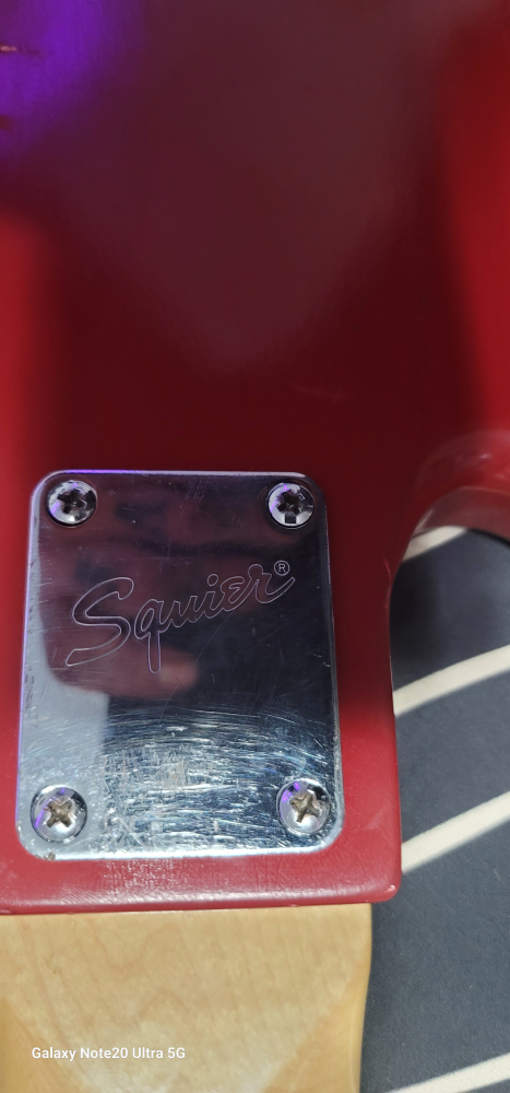Squier Jazz Bass - photo 3