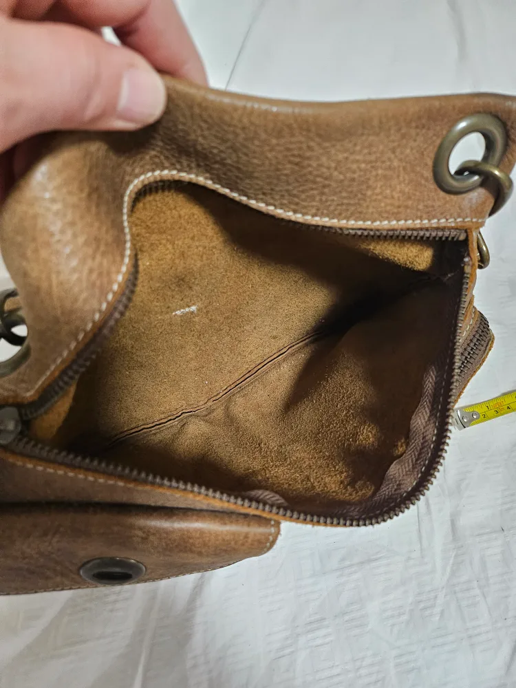 Genuine Leather Roots Crossbody Bag image indicator(4)