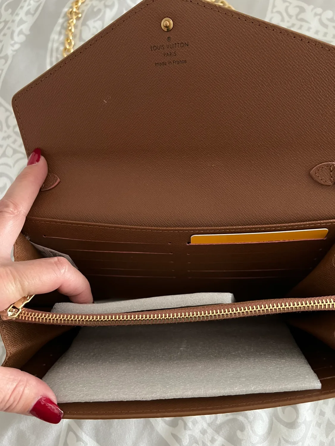 Brand new LV Pochette Metis Chain purse Wallet image indicator(4)