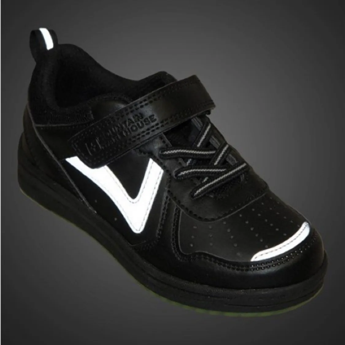 Mountain Warehouse Boys Black Sneakers Size 10 image indicator(8)