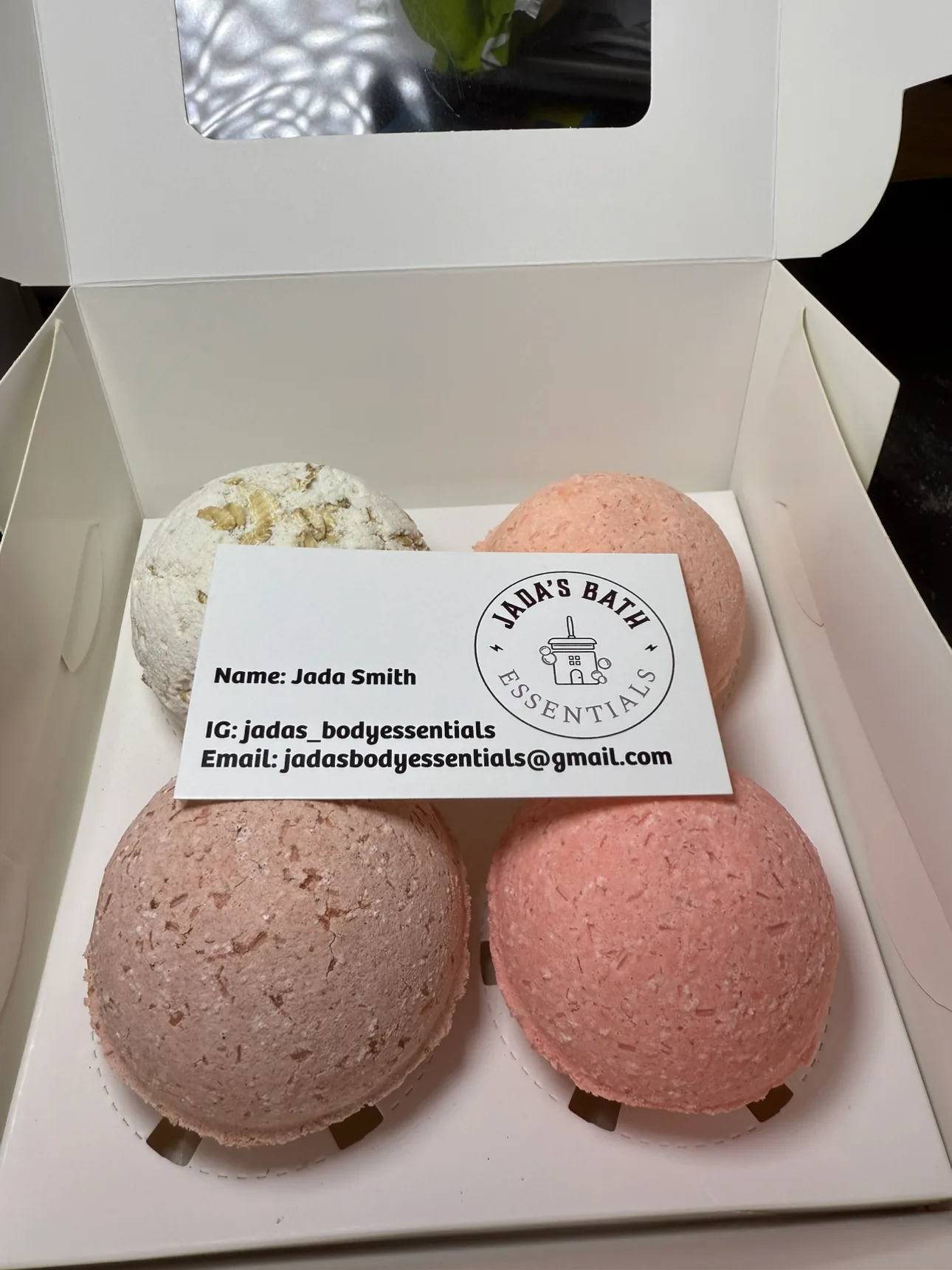 Bath bomb 4 pack image indicator(2)