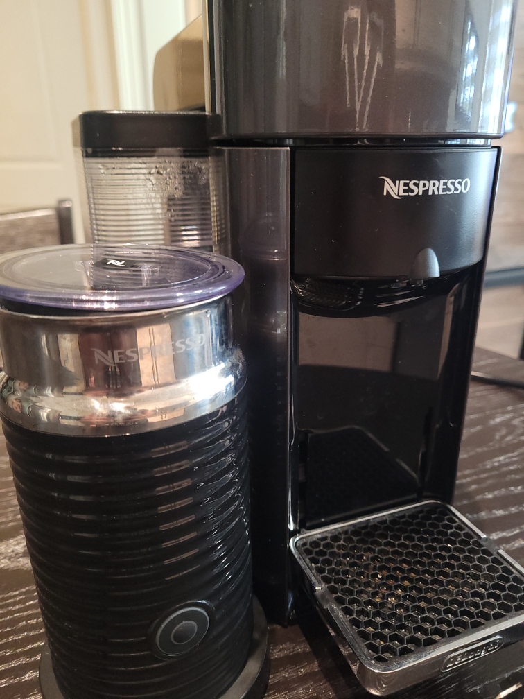 Nespresso Creatista Plus Coffee Machine - photo 3