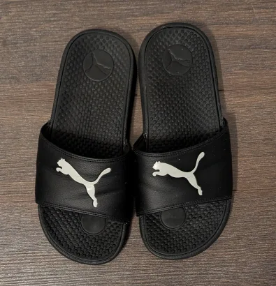 Puma Slides (Women Size 7) thumbnail
