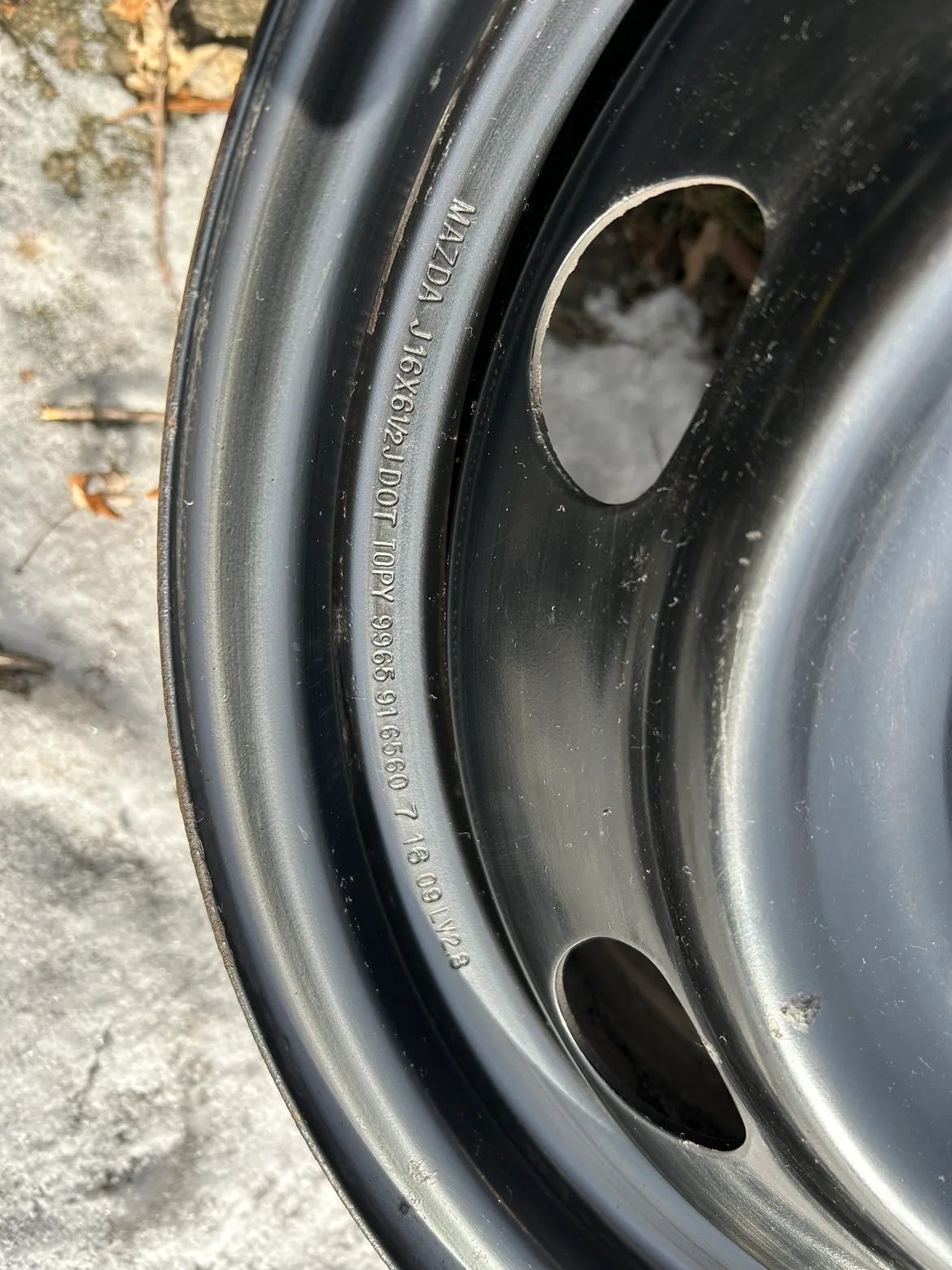 16 in winter still rims, used image indicator(4)