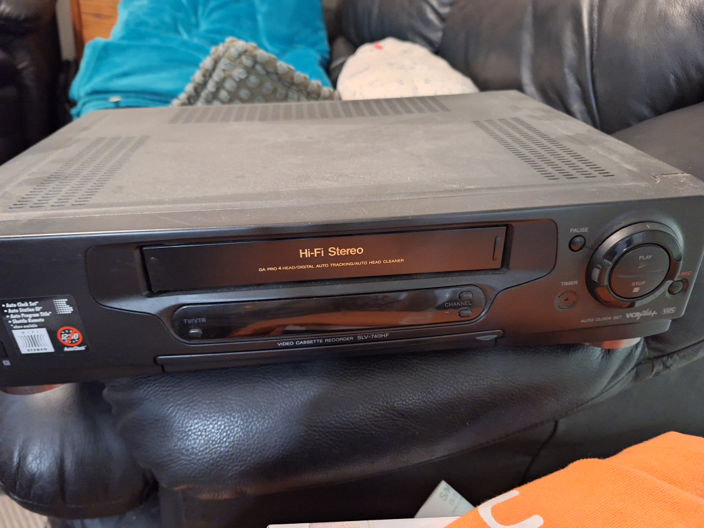 Sony Hi-Fi Stereo VCR ( pending )