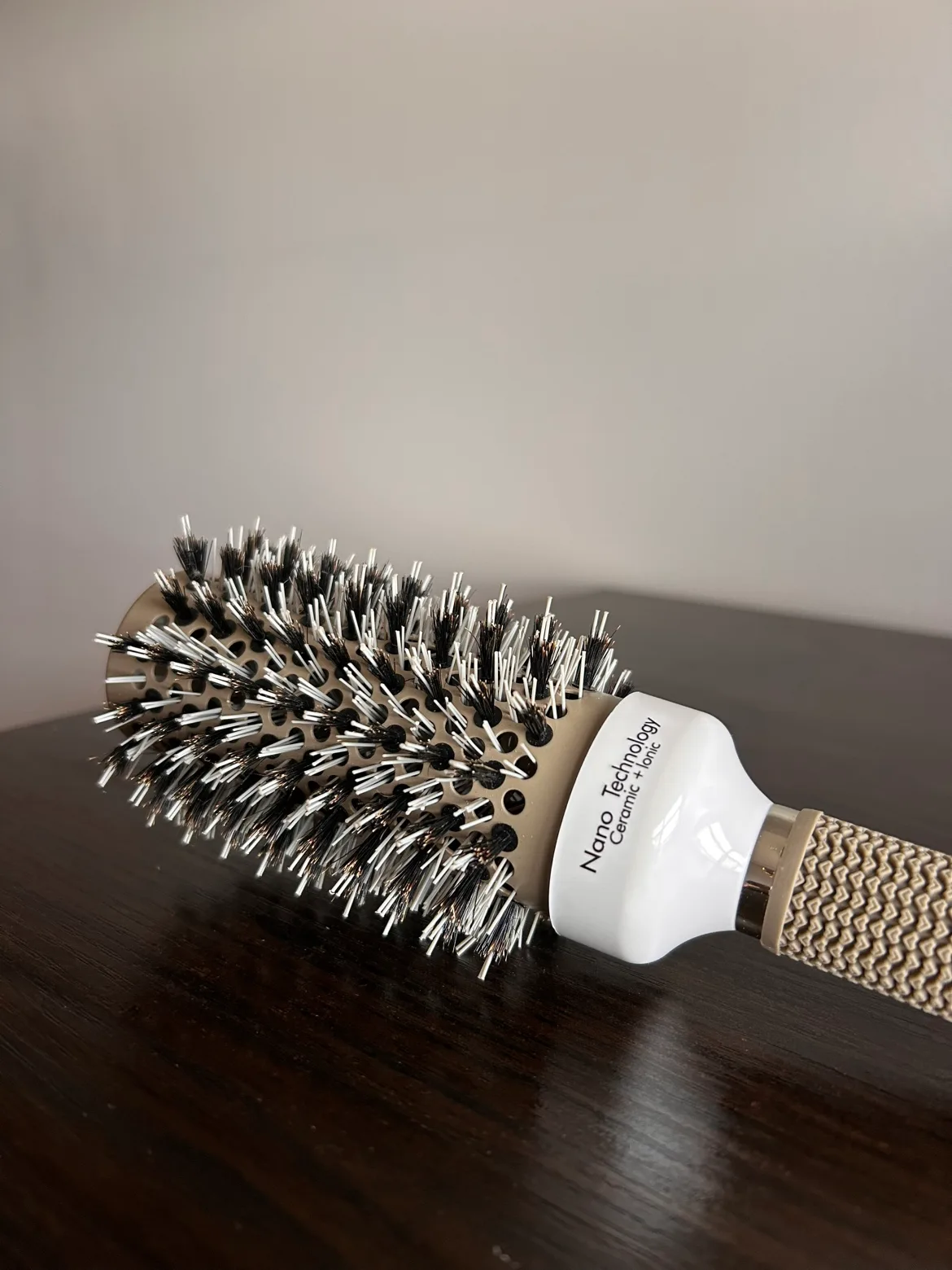 Rozia Round Hair Brush thumbnail