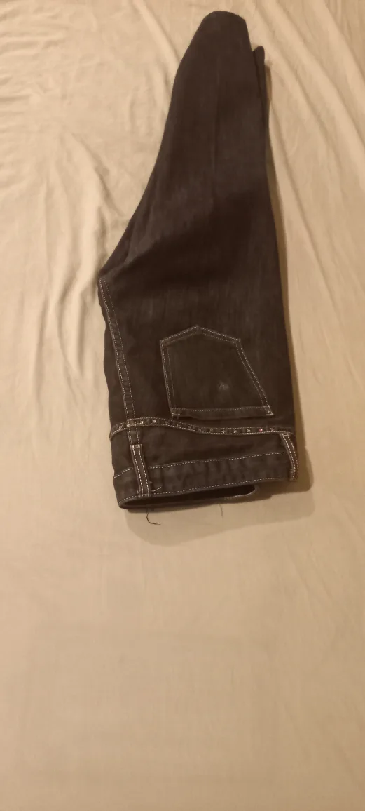 GUESS by Marciano Jeans image indicator(2)