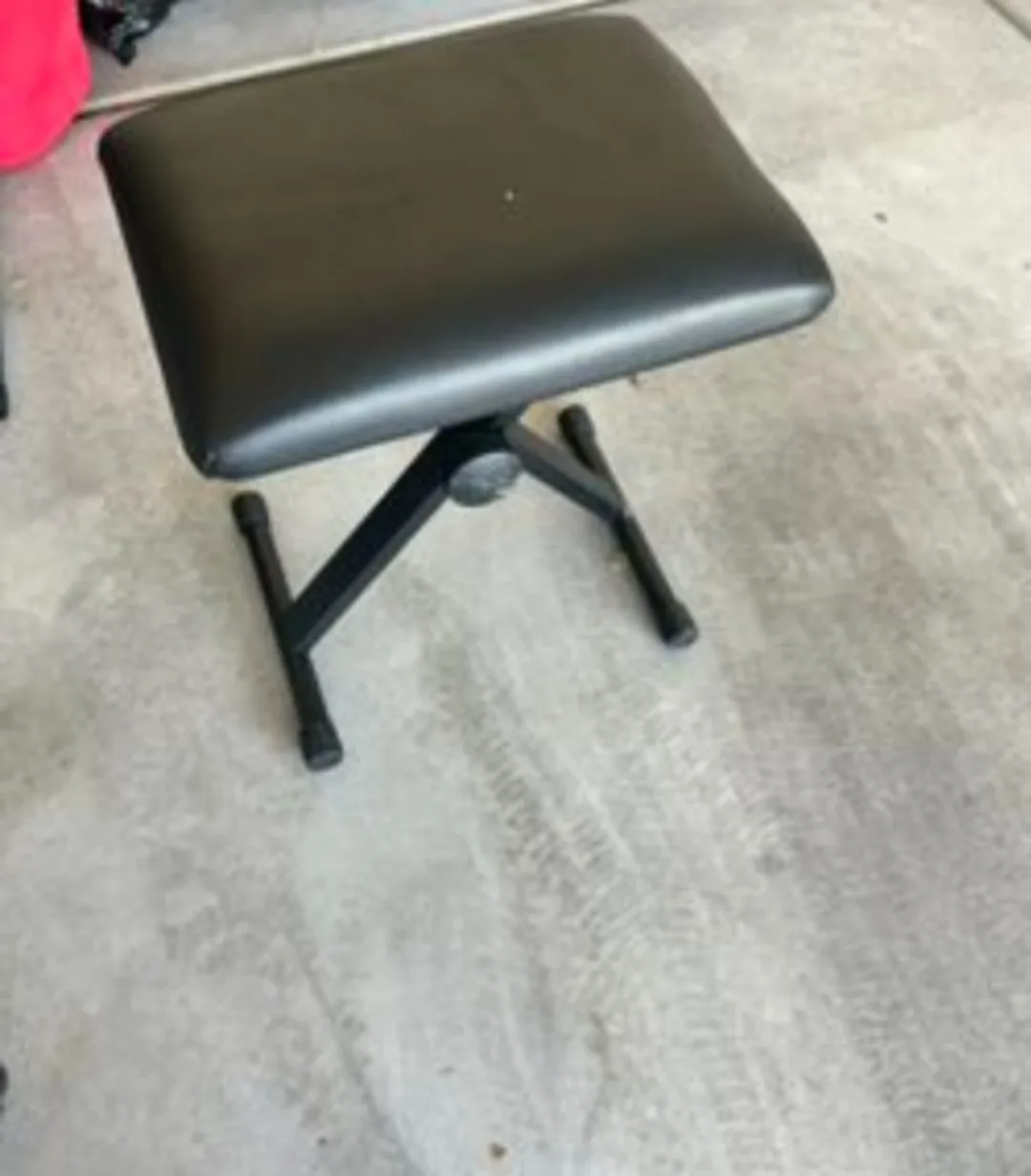 Piano Bench image indicator(4)