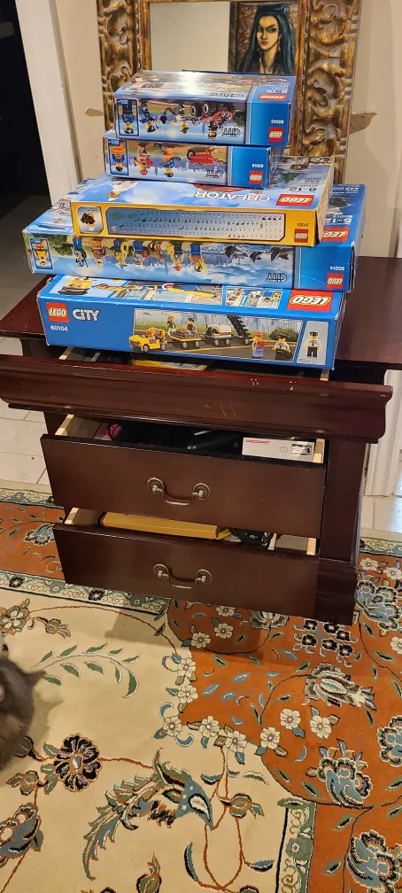 lions Three Drawer Nightstand image indicator(3)