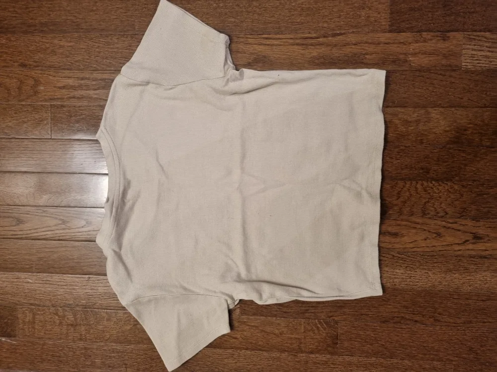 Cream Crop Top image indicator(2)