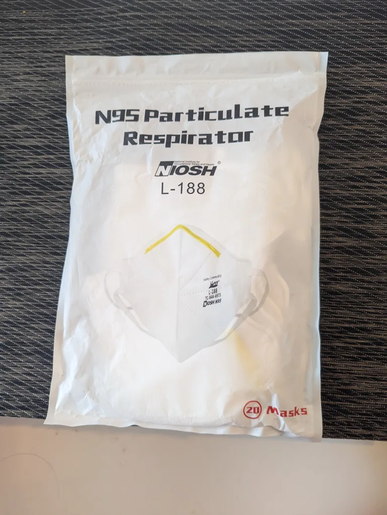 5 N95 Masks #freecycle *PICKUP TODAY thumbnail