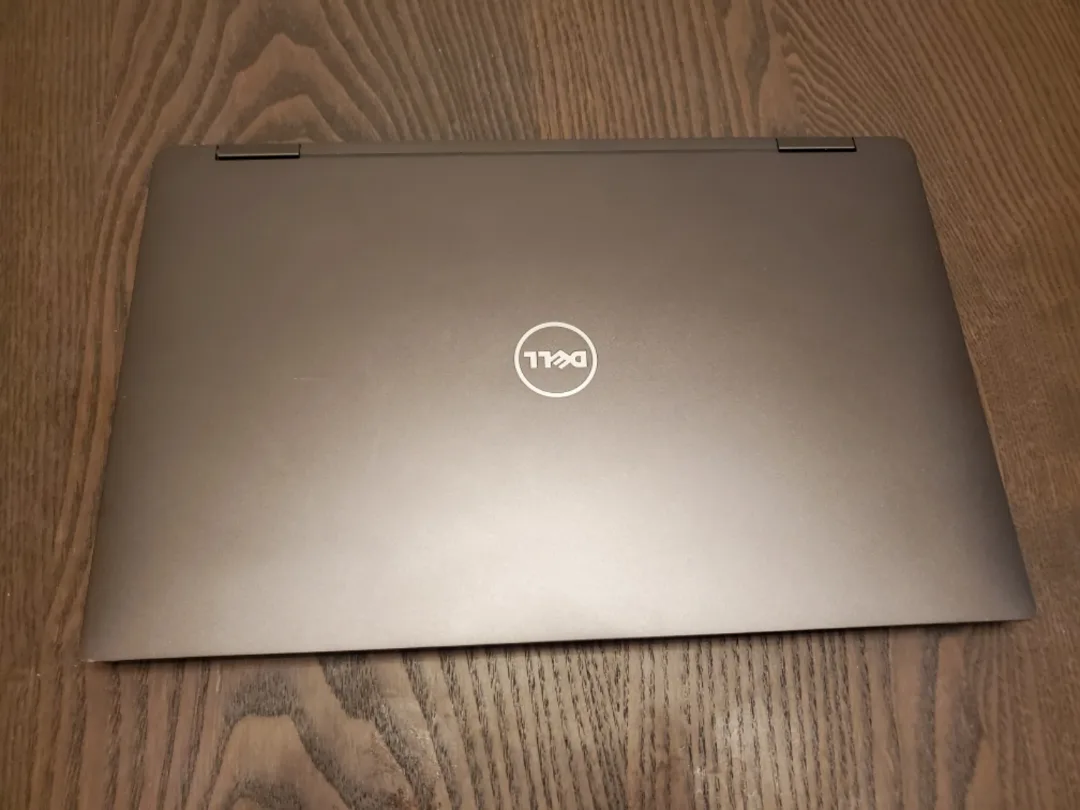 Dell XPS 13 2-in-1 Laptop image indicator(5)
