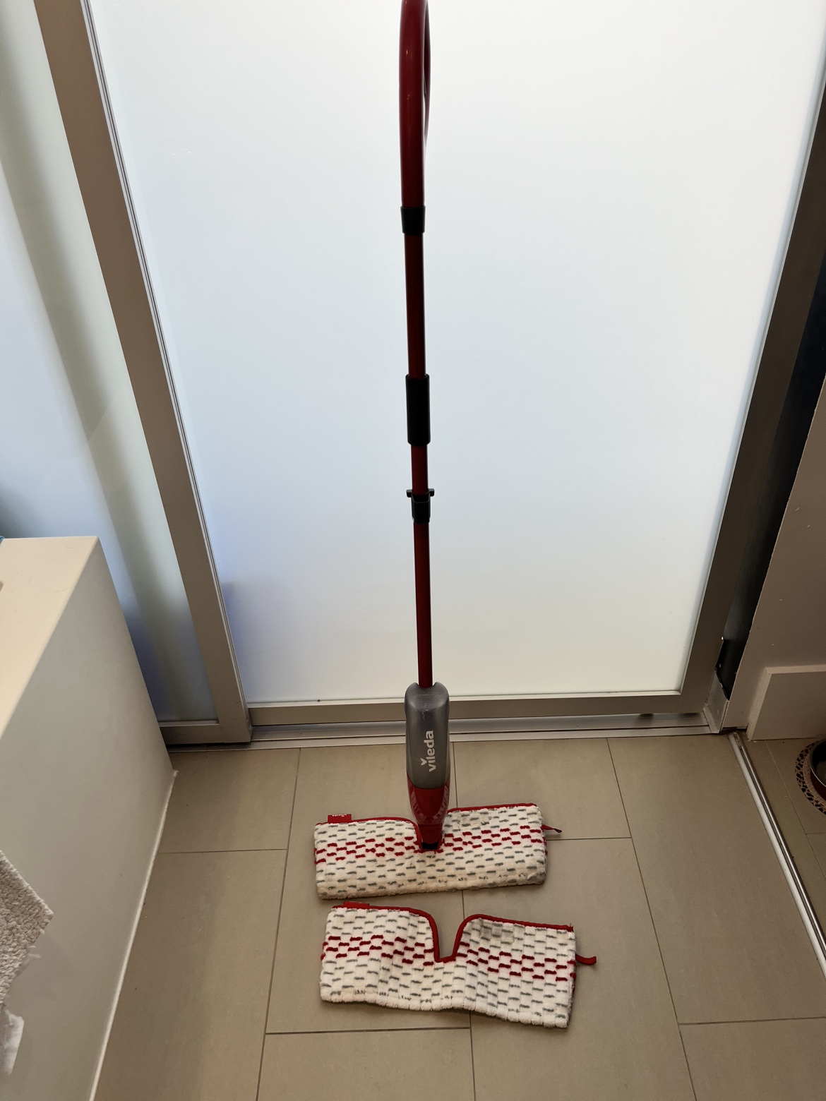 Vileda spray mop