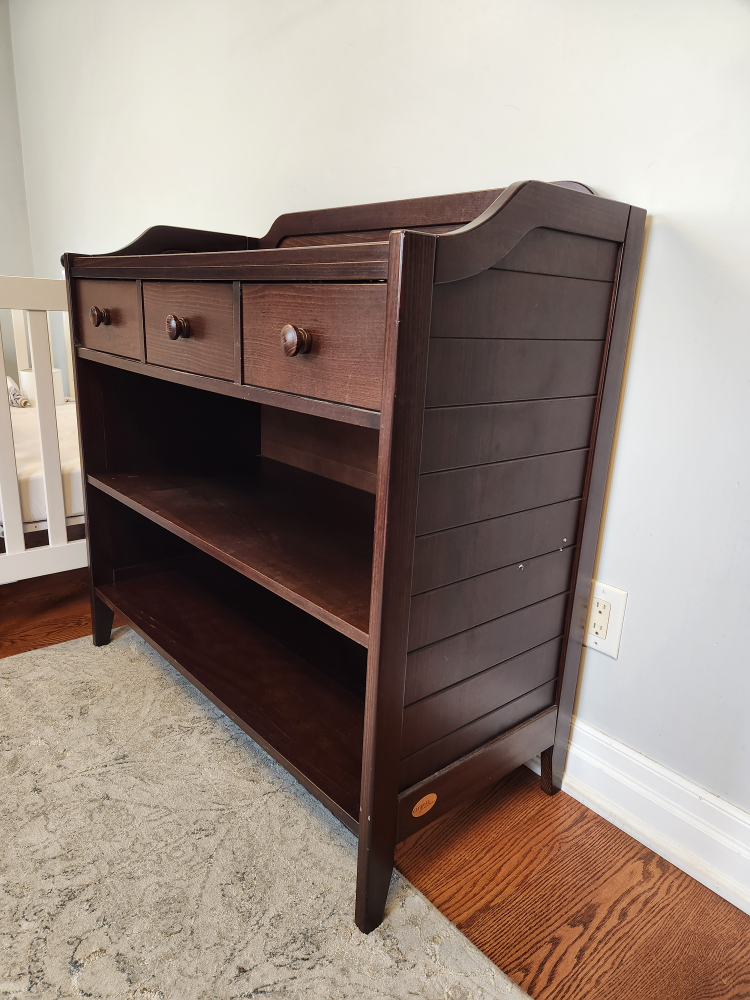 Changing Table/Dresser - photo 5