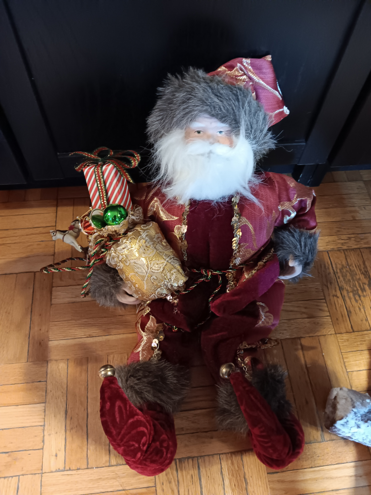 Santa Claus Figurine