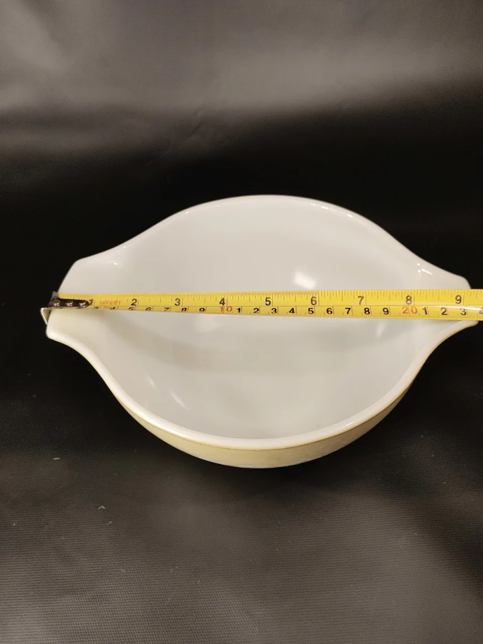 Pyrex Mixing Bowl 1 1/2 Quart image indicator(4)