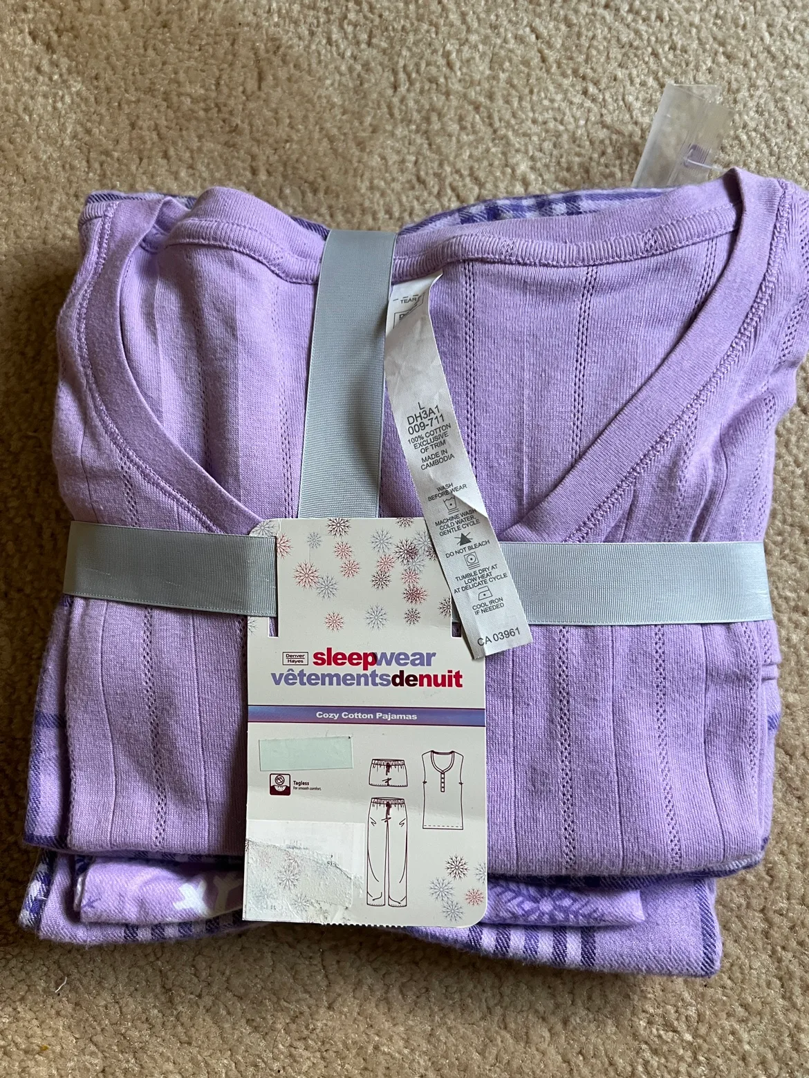 Denver Hayes Women's Large Pajamas thumbnail