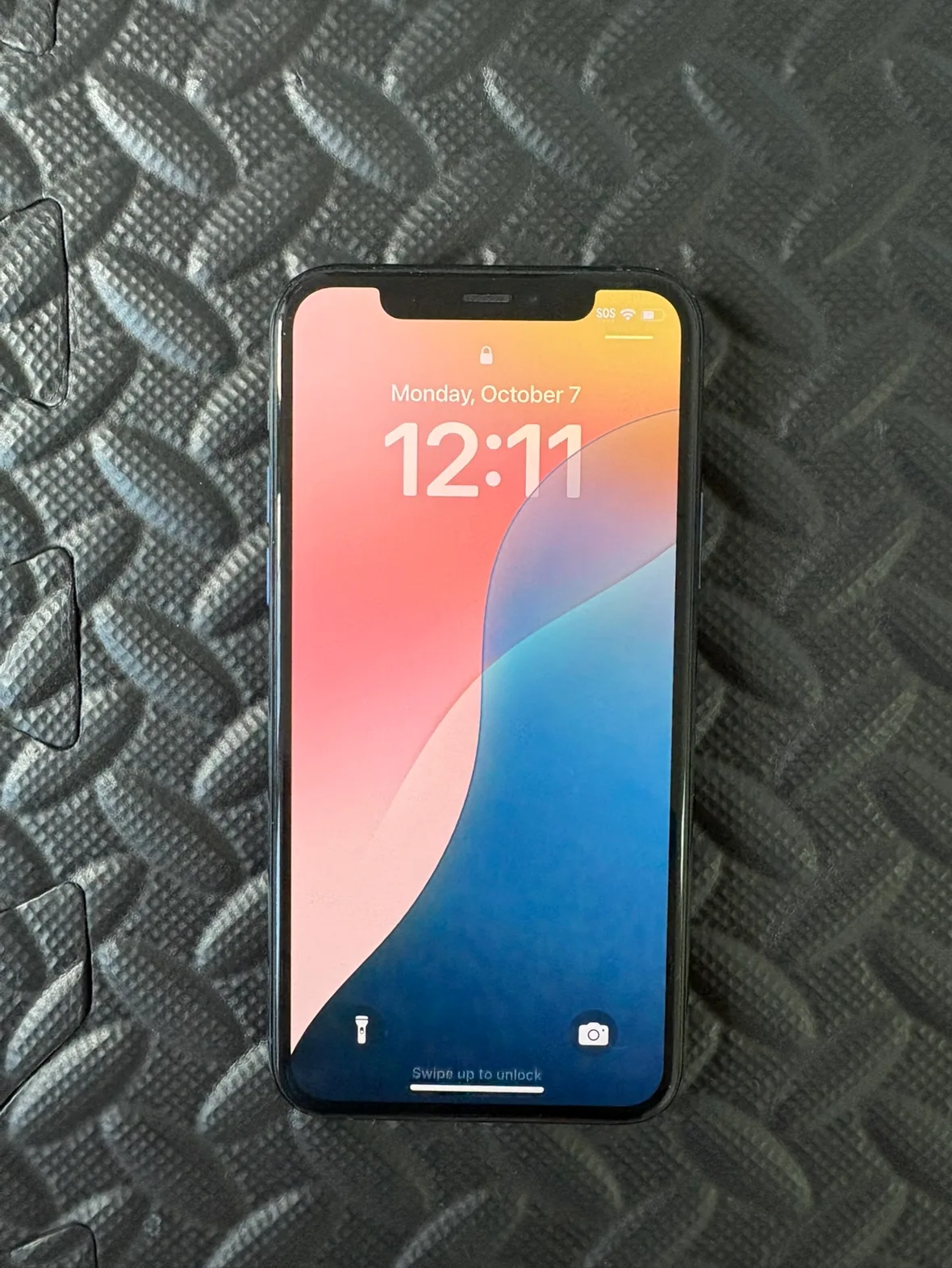 Apple iPhone 11 Pro Midnight Green thumbnail