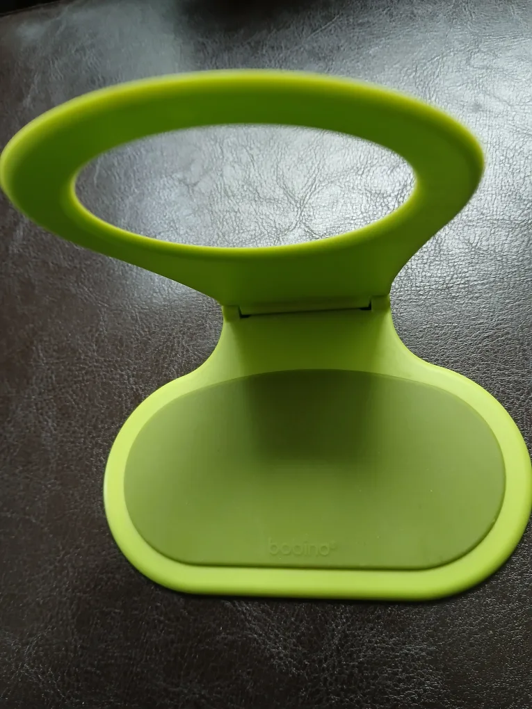 2 Elephant Phone Holders. 1 Bobino Phone Holder. All $8. FIRM. image indicator(3)