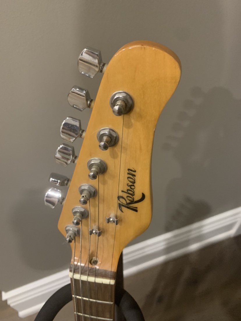 Robson Electric Guitar - photo 2