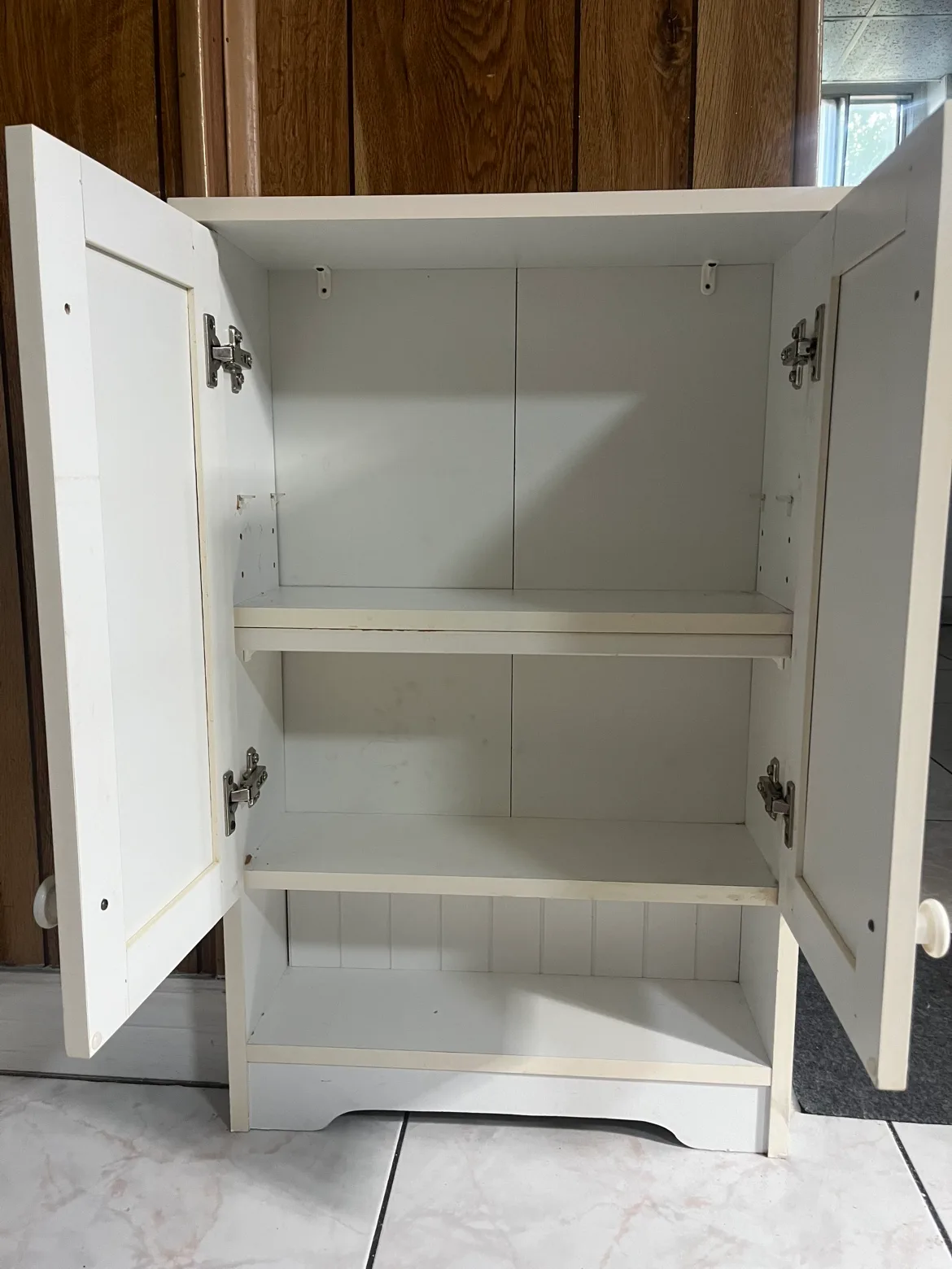 White Shelf Cabinet image indicator(3)