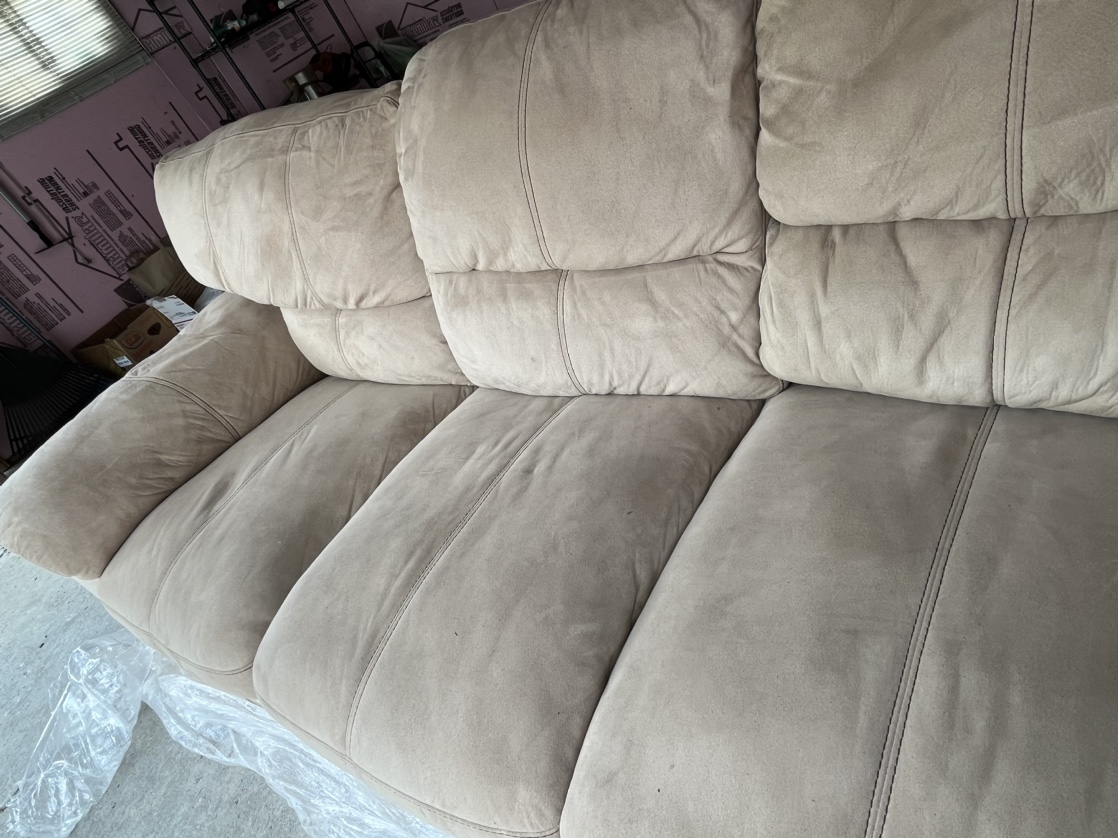Beige sofa and loveseat - photo 2